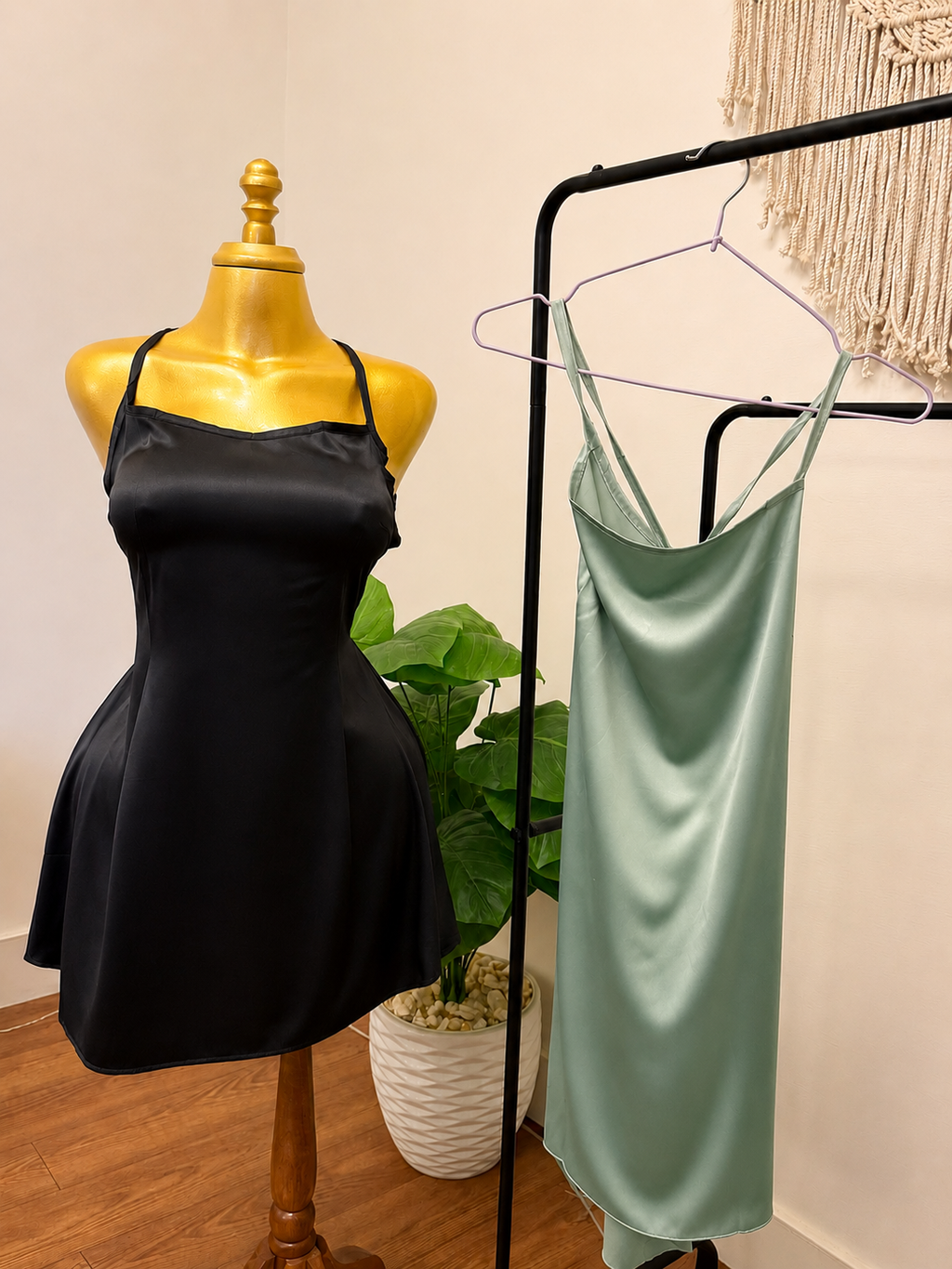 Short Stain Dress